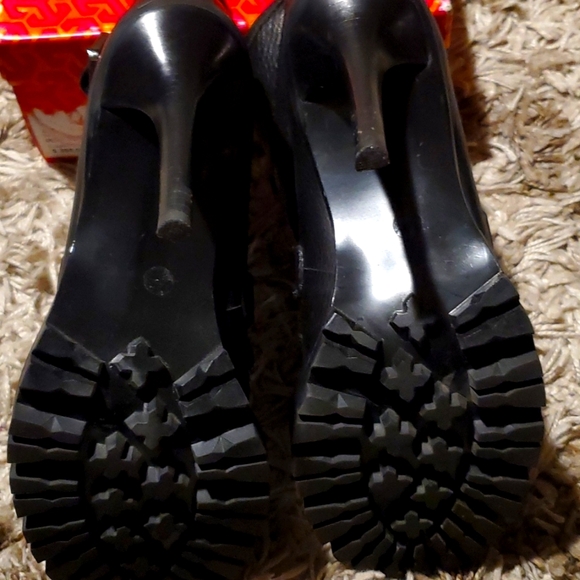 TORY BURCH Stiletto Booties - Picture 4 of 4